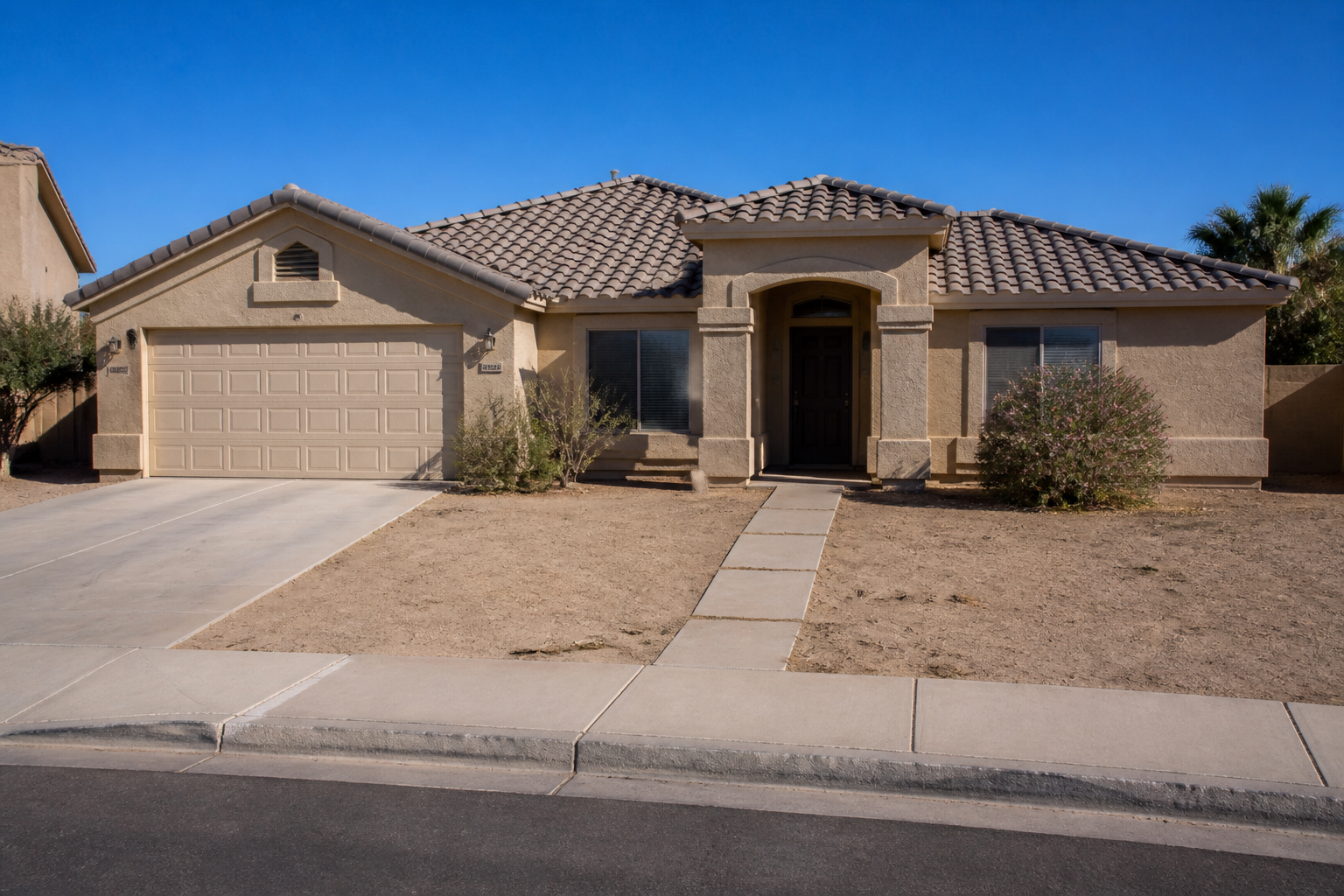 Desert xeriscape redesign (before)