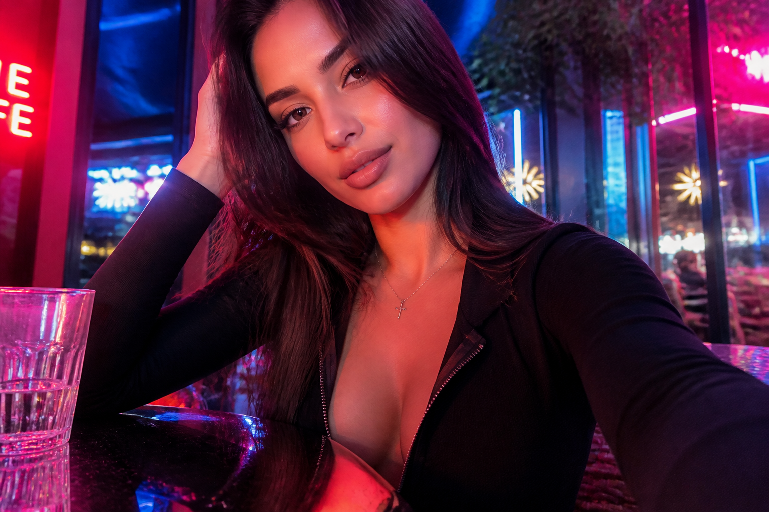 Neon cafe night selfie